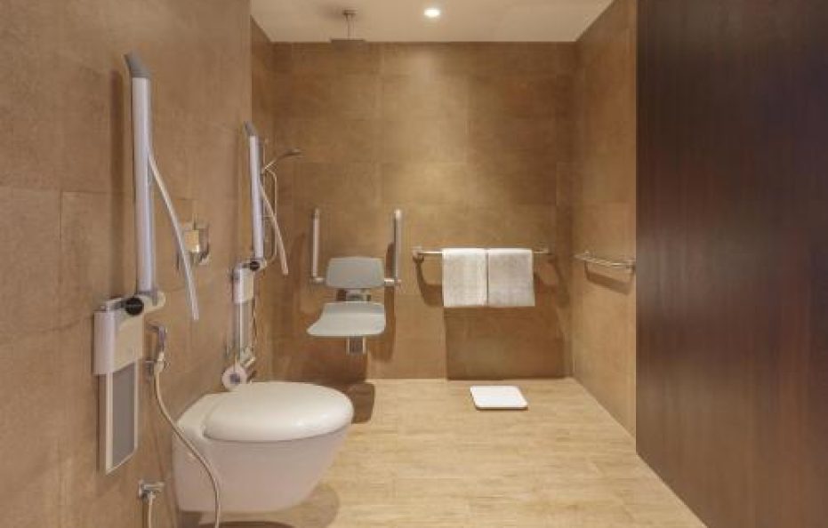 Deluxe Twin Room (Max 2 Guests) – Breakfast Included