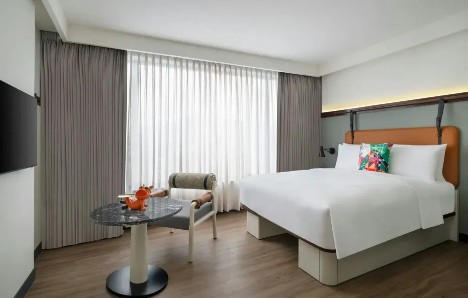 Deluxe Twin Room (Max 2 Guests) – Breakfast Included