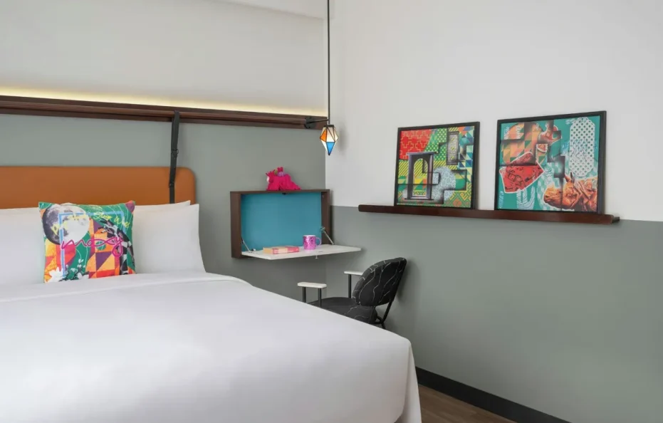 Deluxe Twin Room (Max 2 Guests) – Breakfast Included