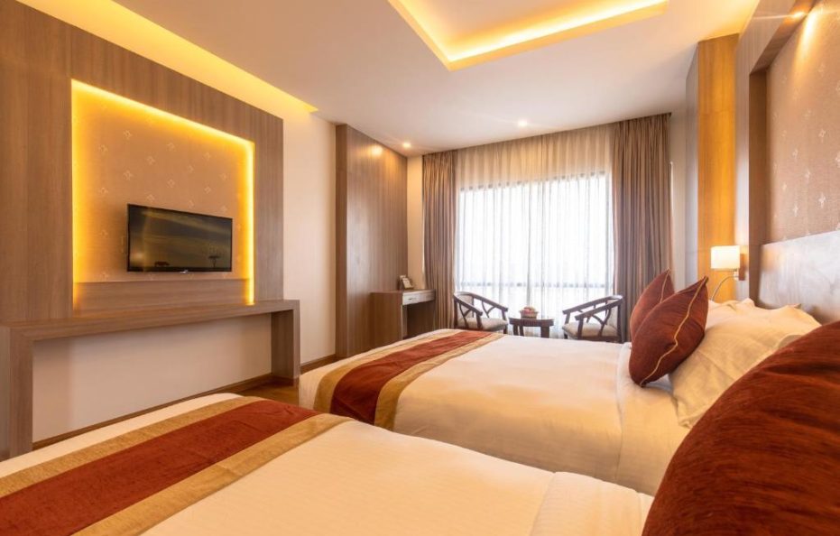 Deluxe Twin Room (Max 2 Guests) – Breakfast Included