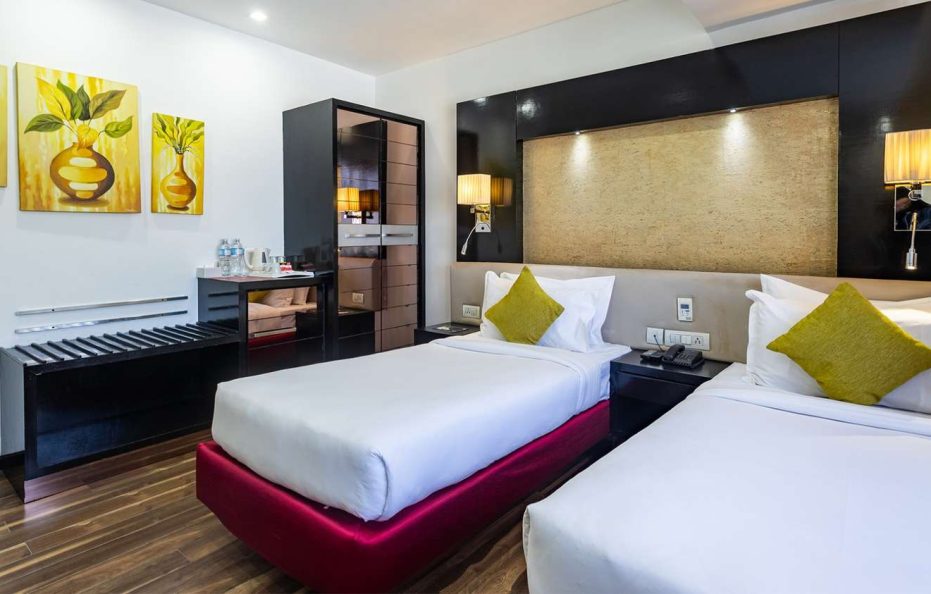Deluxe Twin Room (Max 2 Guests) – Breakfast Included