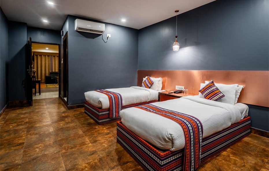 Deluxe Twin Room (Max 2 Guests) – Breakfast Included