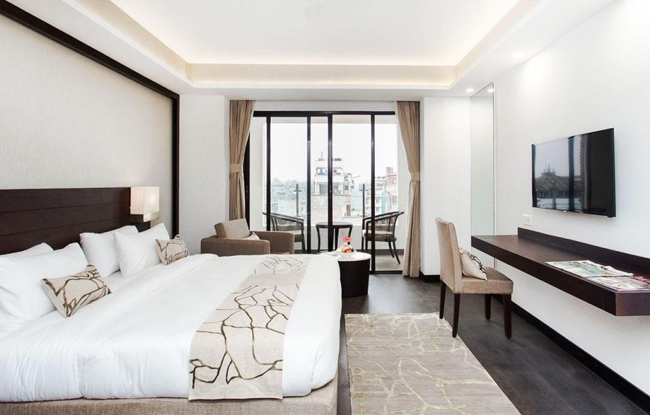 Executive King Room (Max 2 Guests) – Breakfast Included