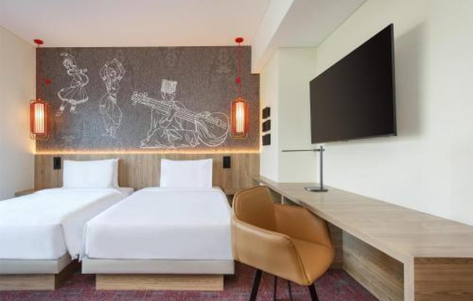 Standard Twin Room (Max 2 Guests) – Breakfast Included